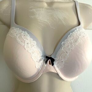 Victoria’s Secret Body by Victoria Lined Perfect‎ Coverage 34DD